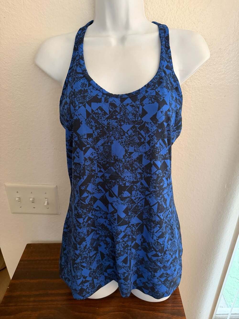 Nike Dri-FIT Racerback Tank Top Blue Geometric Print